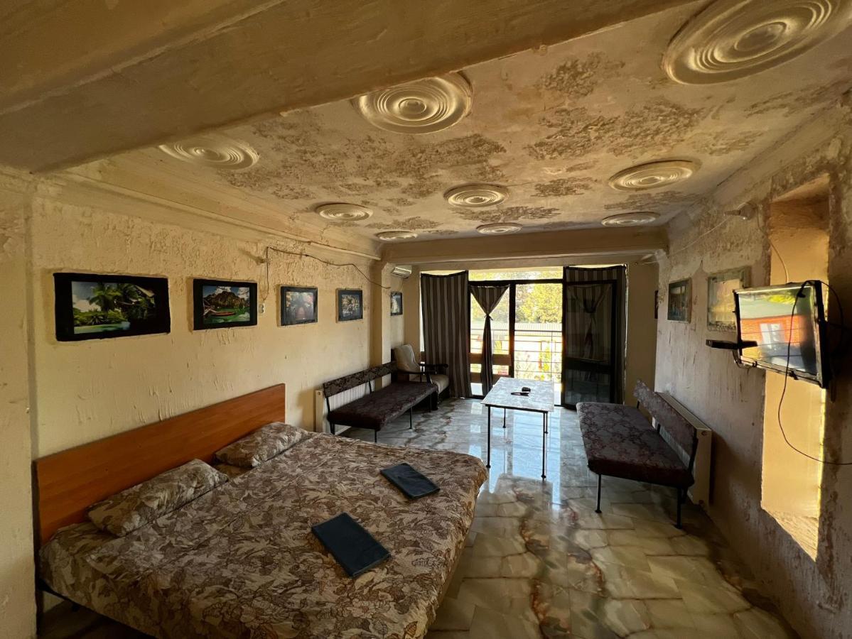 Smile Guesthouse Τυφλίδα Εξωτερικό φωτογραφία