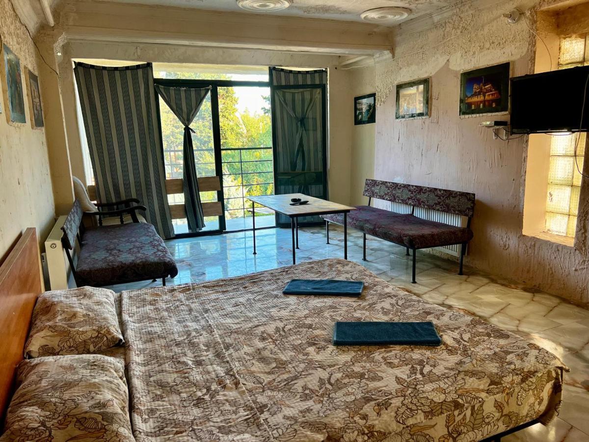 Smile Guesthouse Τυφλίδα Εξωτερικό φωτογραφία